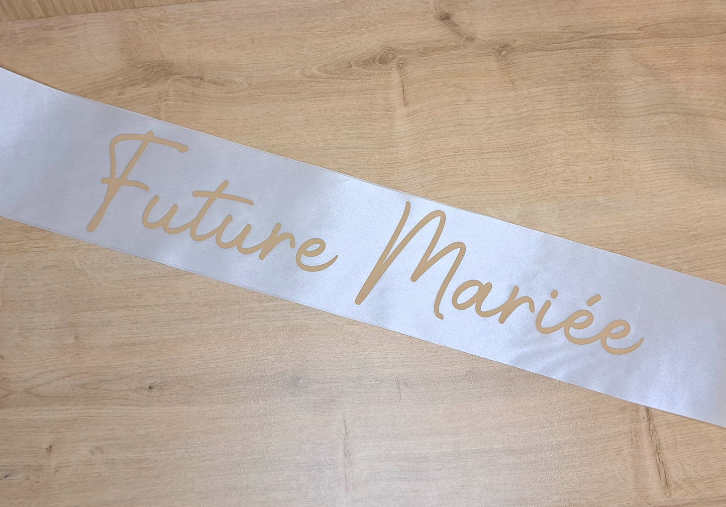 Box de mariée personnalisée EVJF + flûte à champagne gravée